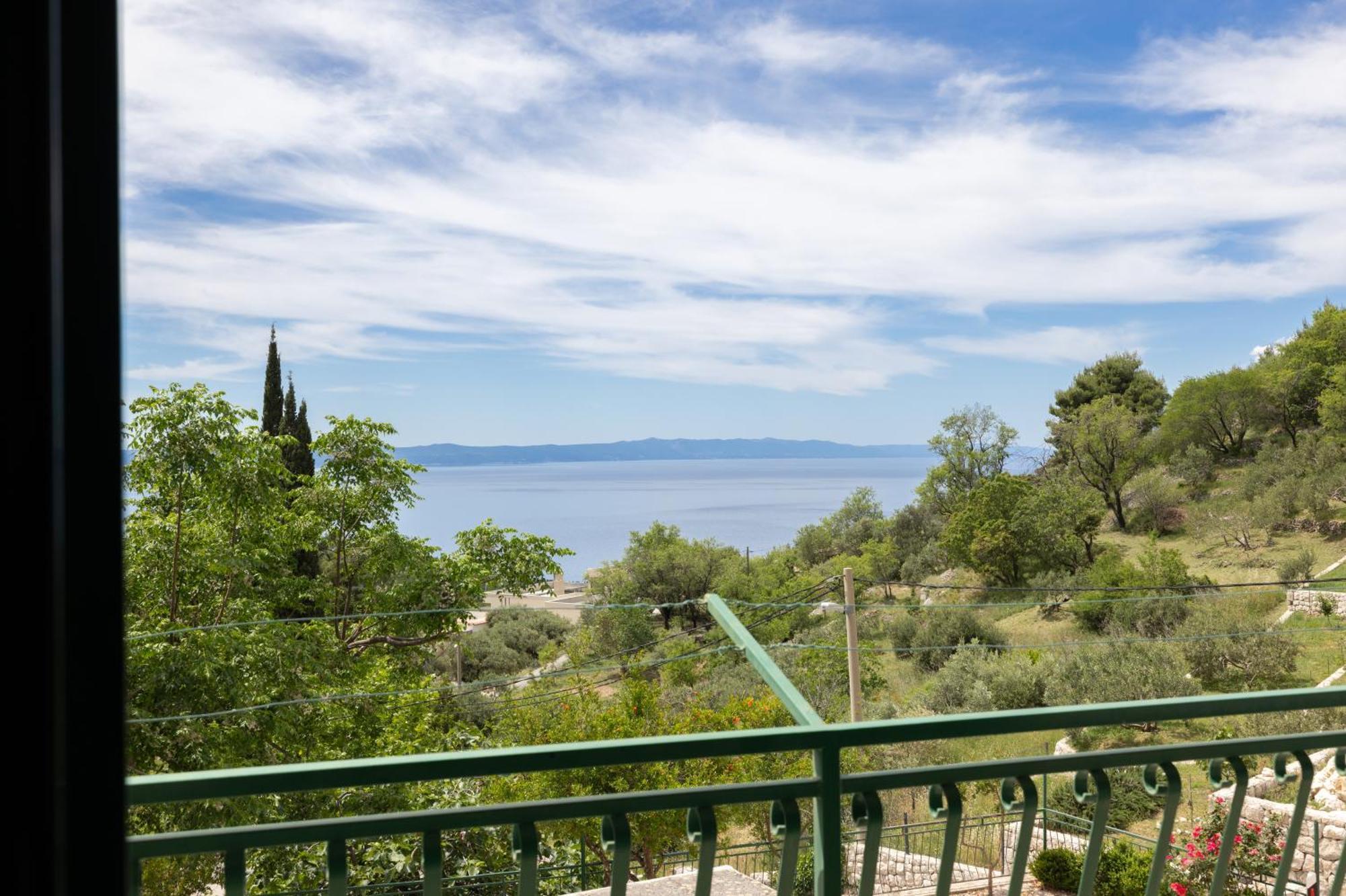 Apartment Laura On The First Floor Makarska Zewnętrze zdjęcie